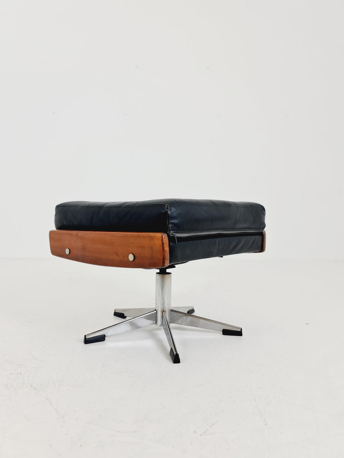 Mid century modern danish ottoman/stool, BY Sven Ivar Dysthe for Dokka Møbler ,1960s1960s