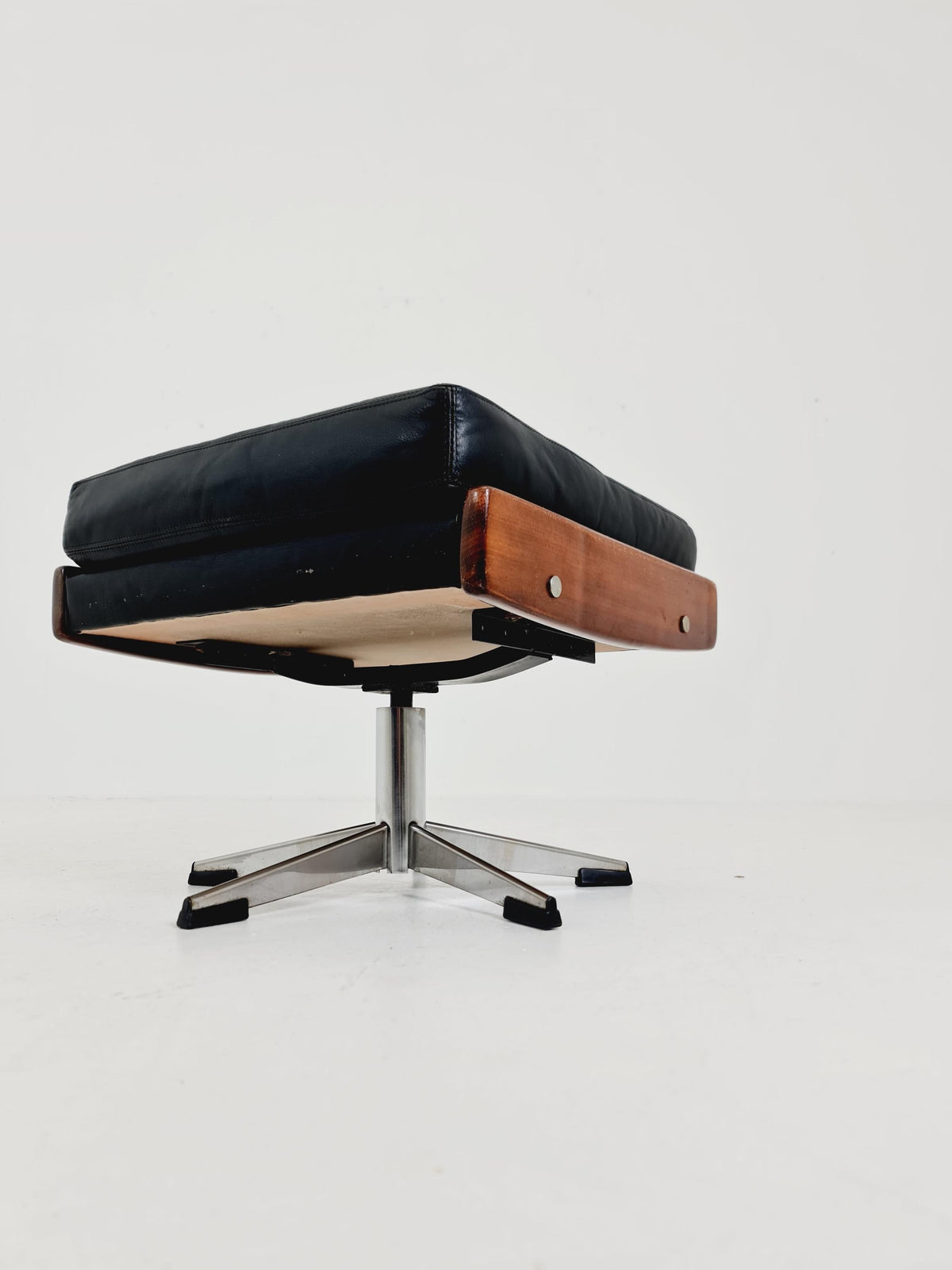 Mid century modern danish ottoman/stool, BY Sven Ivar Dysthe for Dokka Møbler ,1960s1960s
