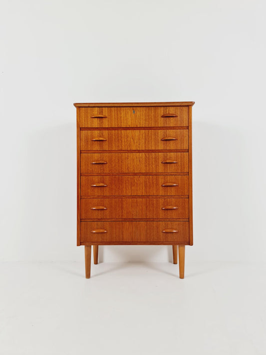 Midcentury danish design chest of drawers / drawer dresser /6 drawers cabinet By Ejsing Möbelfabrik 1960s
