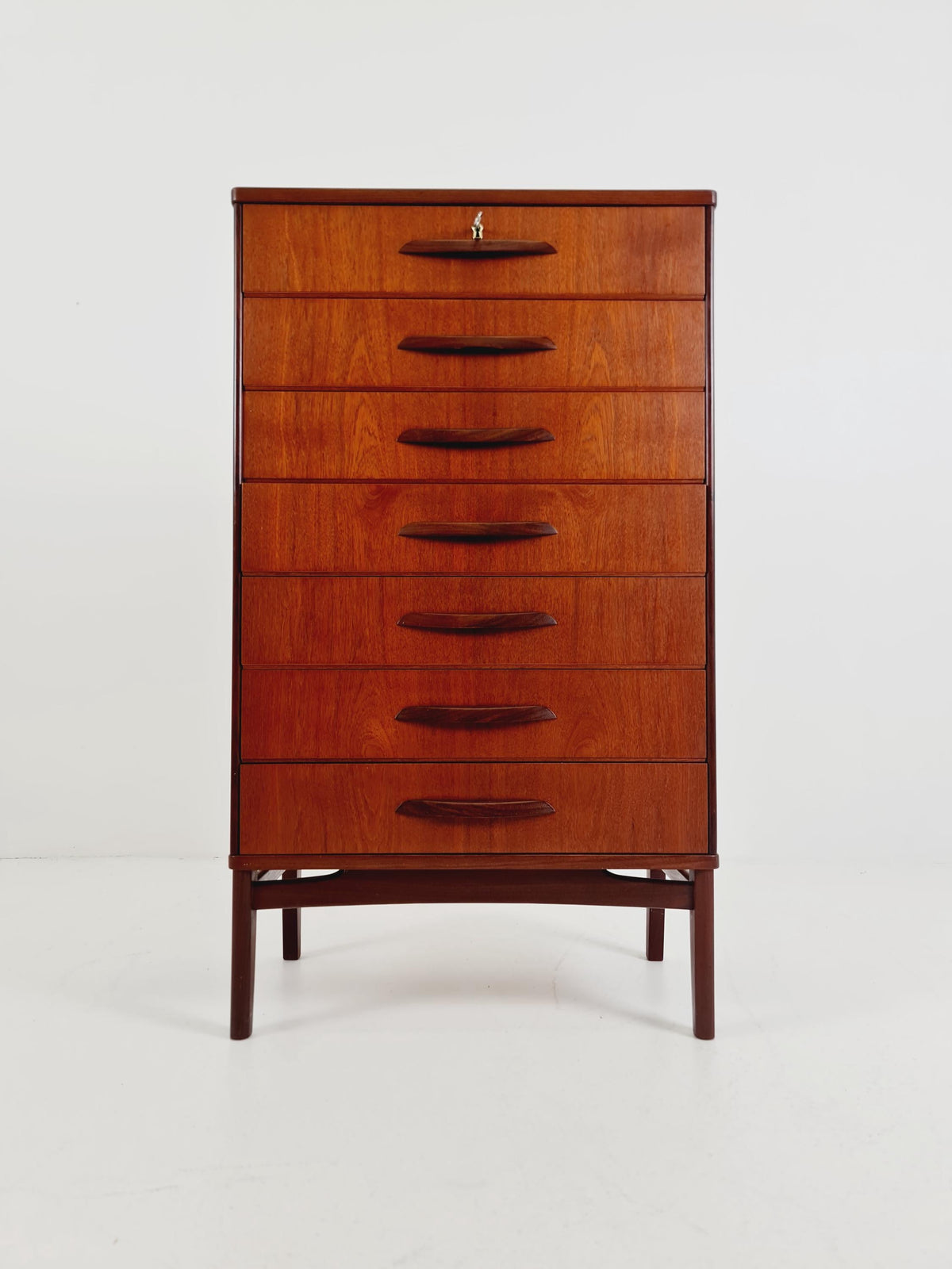 Midcentury danish design chest of drawers / drawer dresser /6 drawers cabinet, 1960s