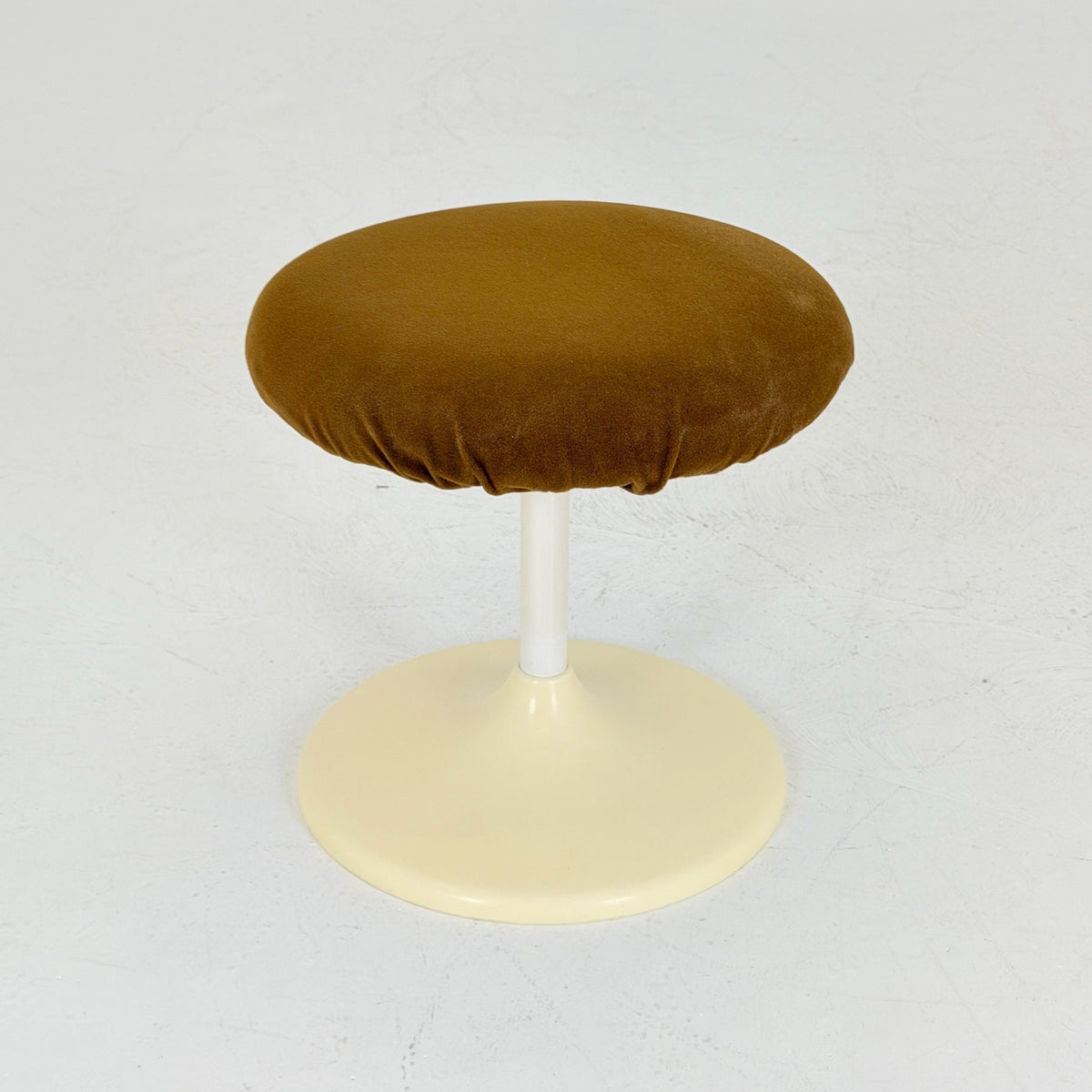 Sopac age German vintage white plastic tulip stool with orange seat, 1970s
