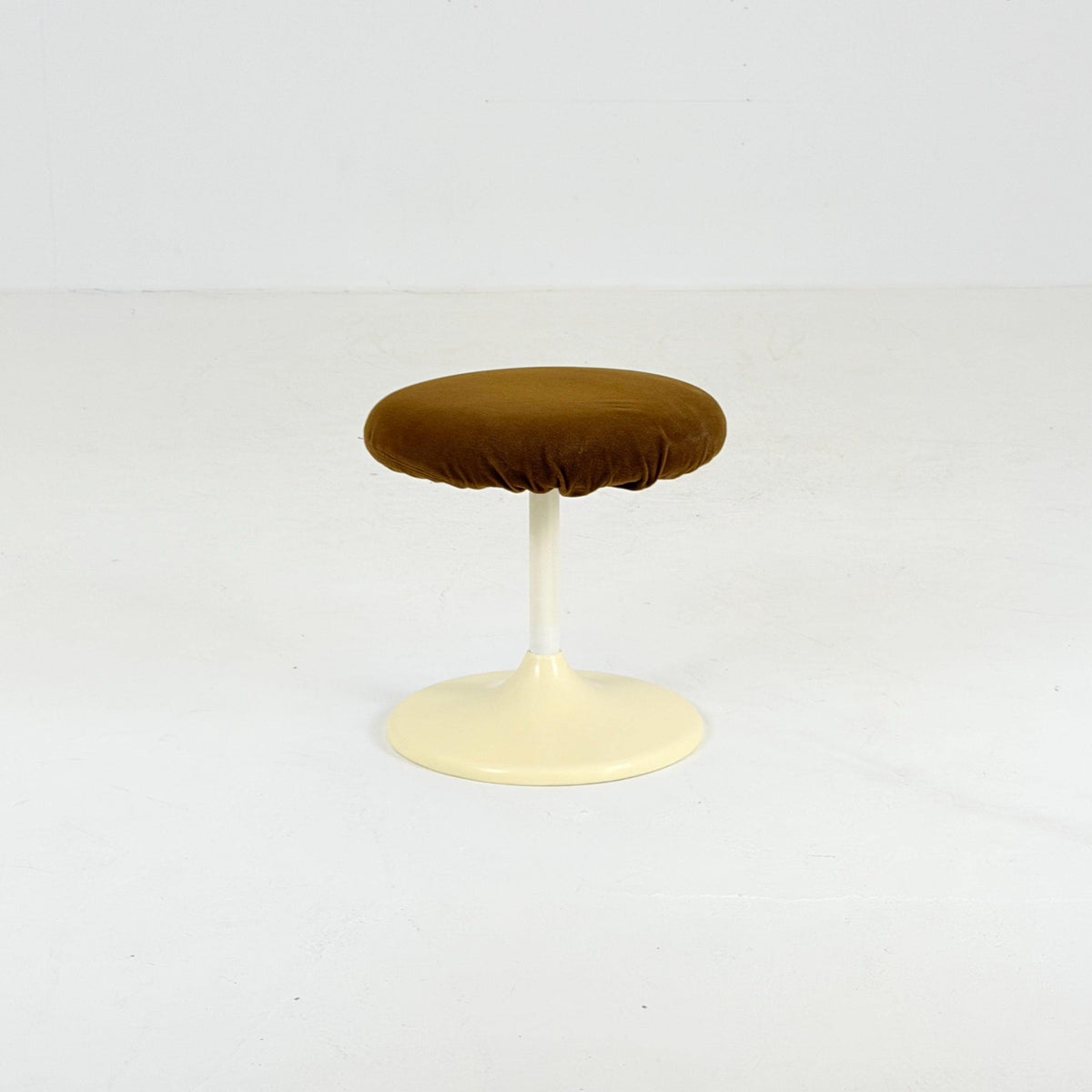 Sopac age German vintage white plastic tulip stool with orange seat, 1970s