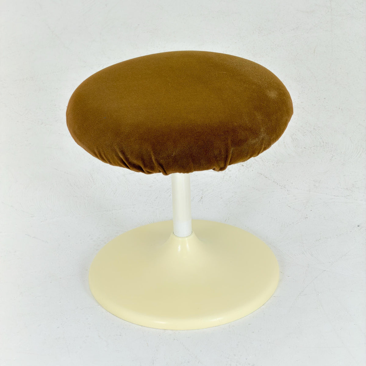 Sopac age German vintage white plastic tulip stool with orange seat, 1970s