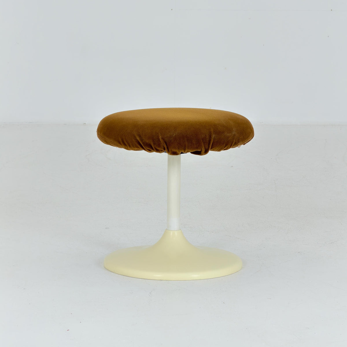 Sopac age German vintage white plastic tulip stool with orange seat, 1970s