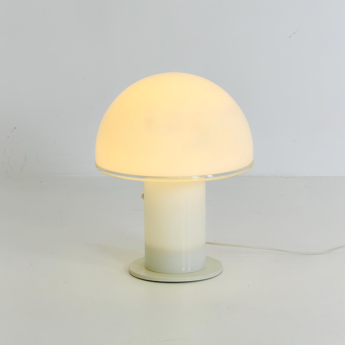 Mid century Artemide Onfale Grande XL Mushroom Table Lamp by Luciano Vistosi, 1990s Italy