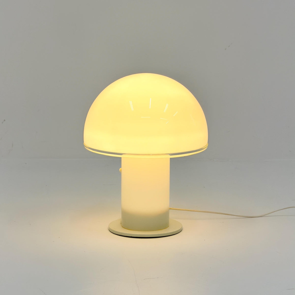Mid century Artemide Onfale Grande XL Mushroom Table Lamp by Luciano Vistosi, 1990s Italy