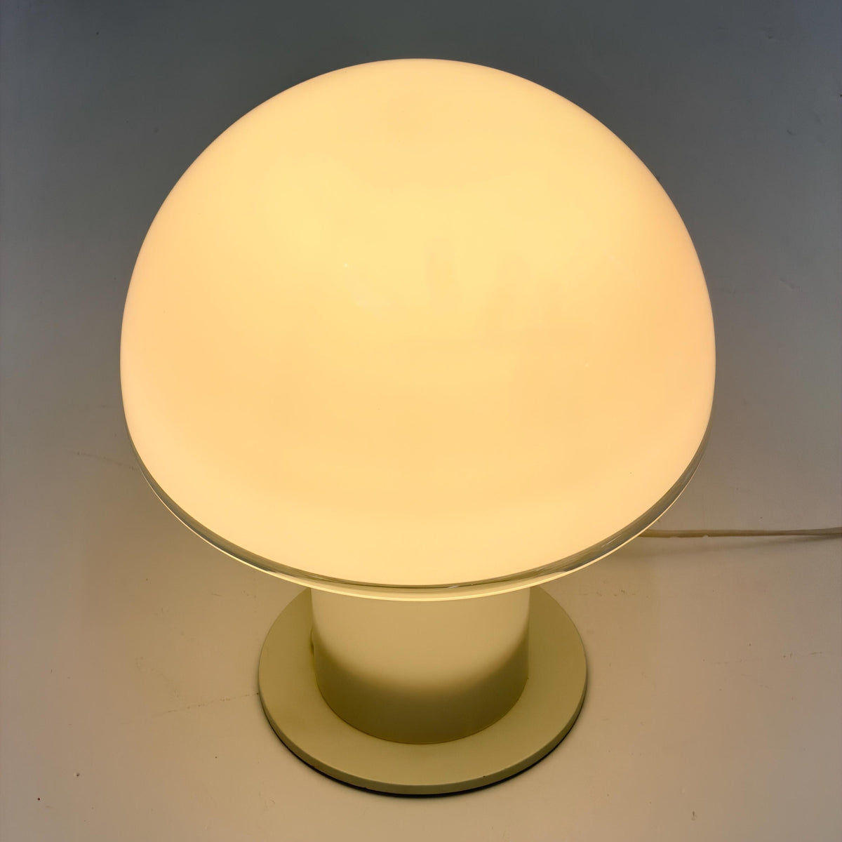 Mid century Artemide Onfale Grande XL Mushroom Table Lamp by Luciano Vistosi, 1990s Italy
