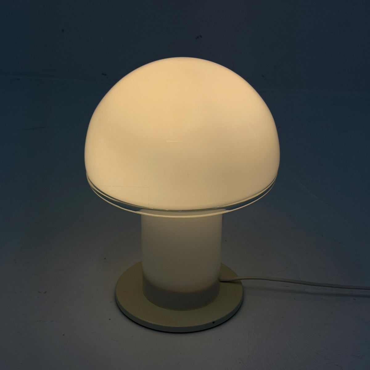 Set of 2 Mid century Artemide Onfale Piccolo Mushroom Table Lamp by Luciano Vistosi, 1990s Italy