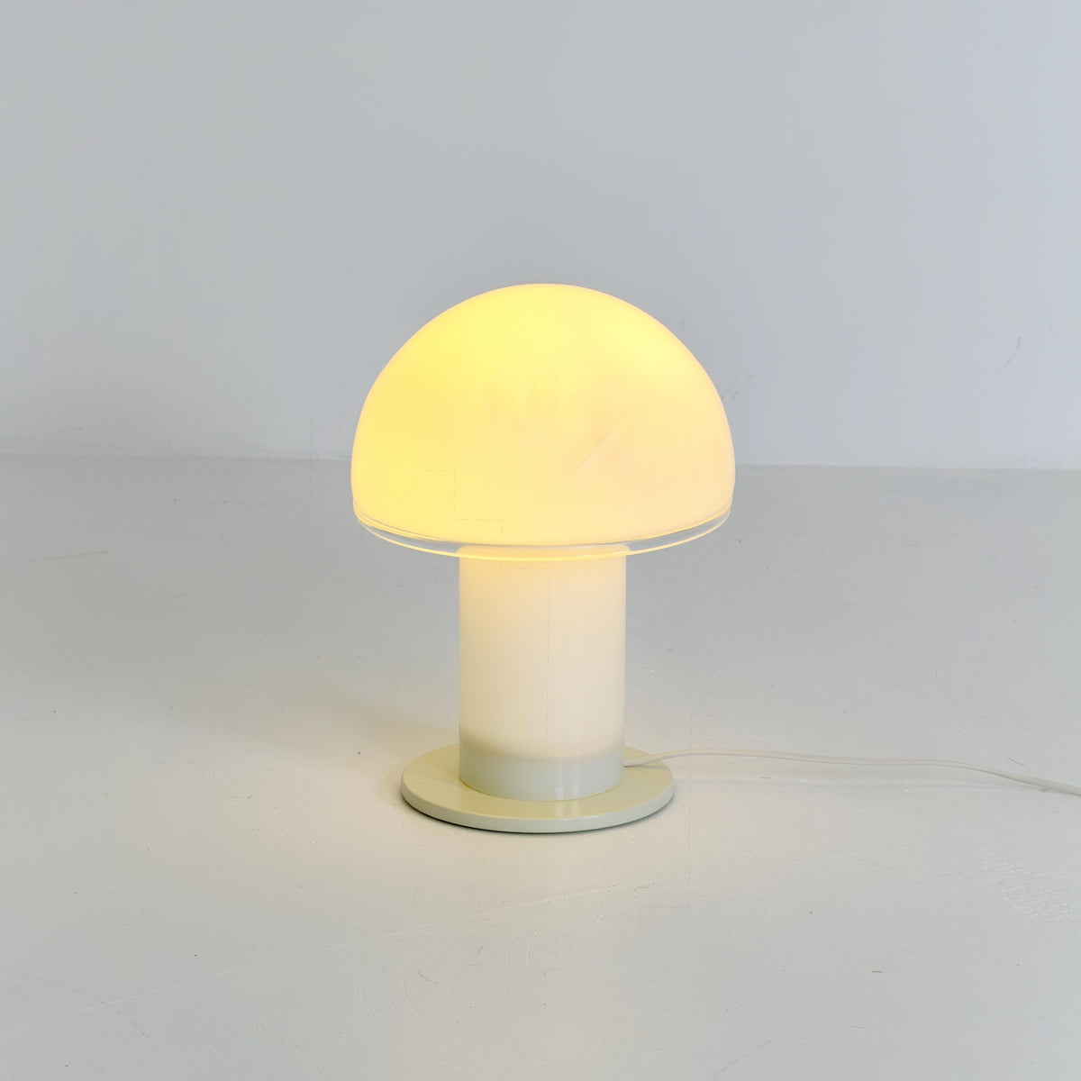 Set of 2 Mid century Artemide Onfale Piccolo Mushroom Table Lamp by Luciano Vistosi, 1990s Italy