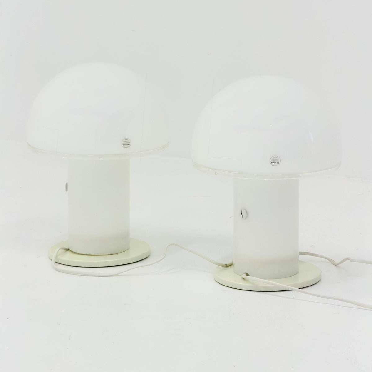 Set of 2 Mid century Artemide Onfale Piccolo Mushroom Table Lamp by Luciano Vistosi, 1990s Italy