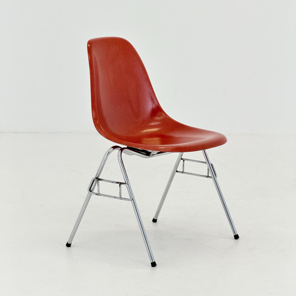 Set of 4 Original Herman Miller Eames DSS Fiberglass Chairs, Coral Orange, 1970s