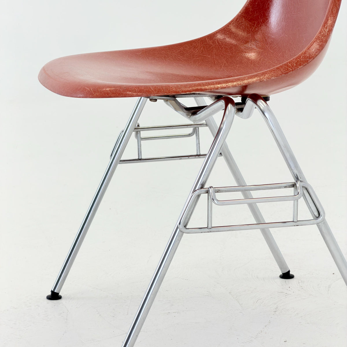 Set of 4 Original Herman Miller Eames DSS Fiberglass Chairs, Coral Orange, 1970s