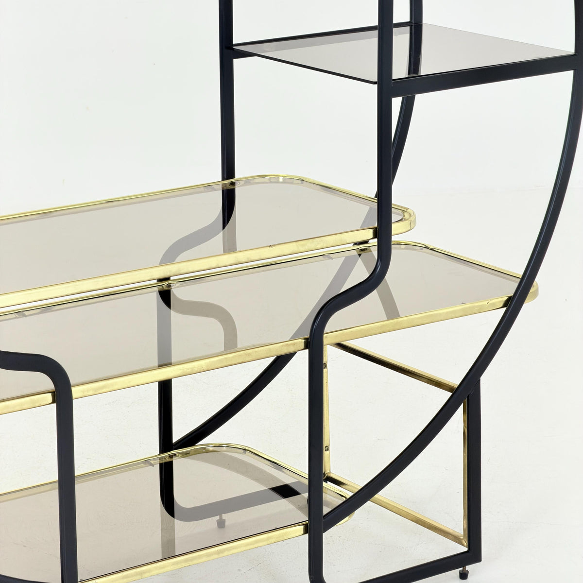 Mid centuryLarge Round Room Divider Shelf by Romeo Rega Style, Italian Hollywood Regency, Brass & Smoked Glass, 1970s