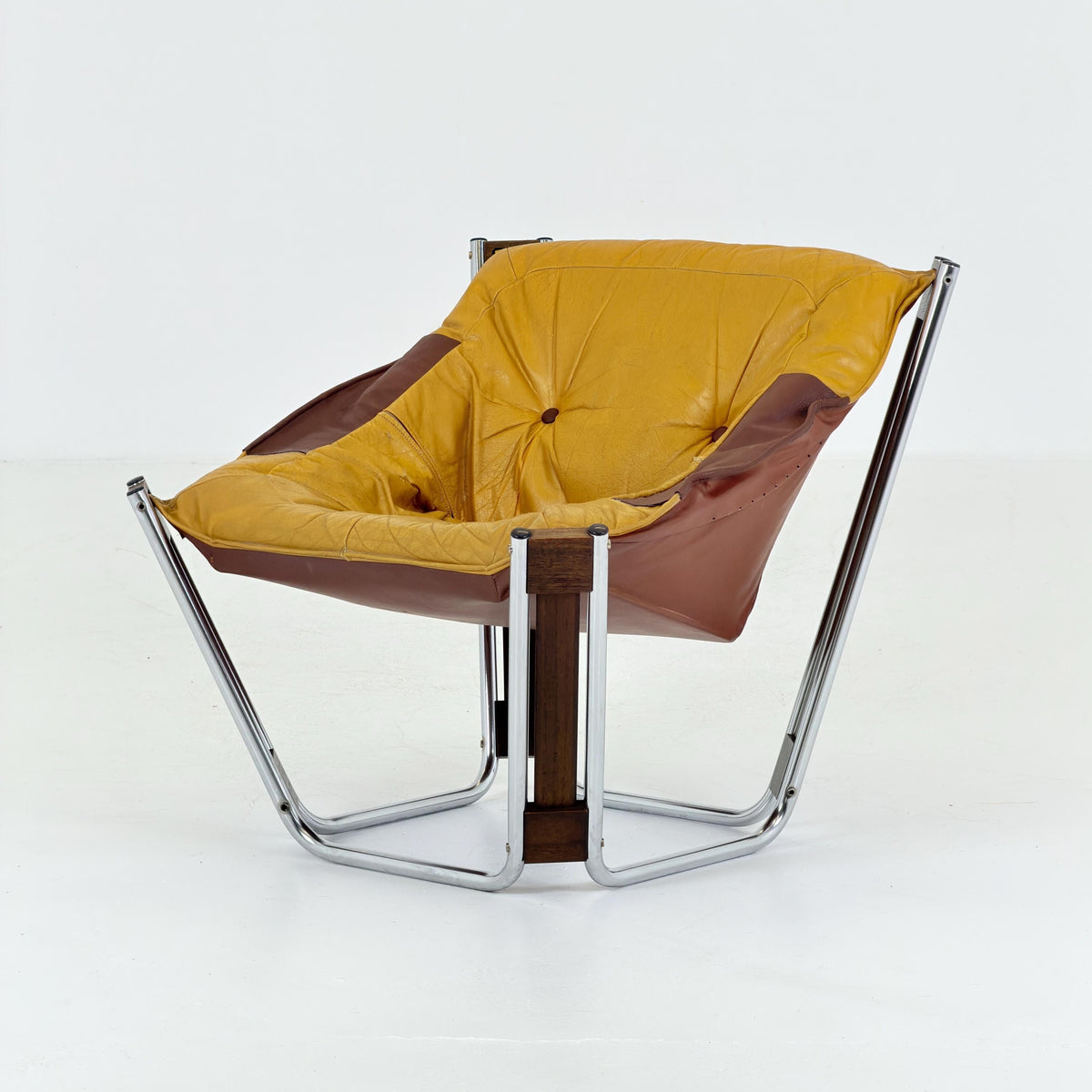 Mid century Sonic Lounge Chair by Odd Knutsen for Hjellegjerde mobler Norway 1970s