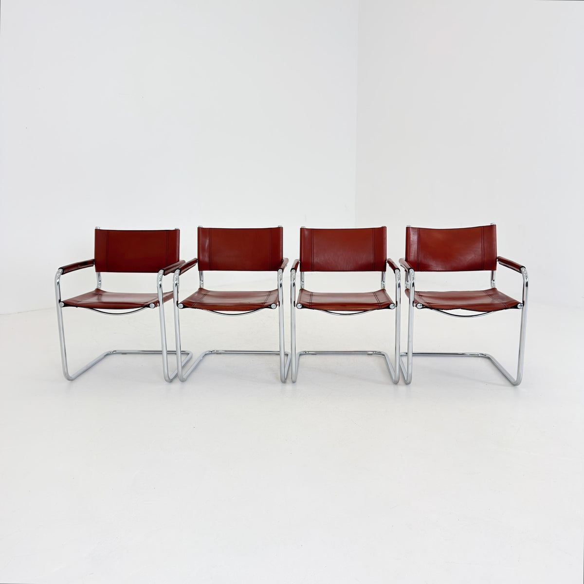 set of 4 Mid century Bauhaus Leather b34 armchairs by Mart Stam & Marcel Breuer for Fasem, Italy 1980s