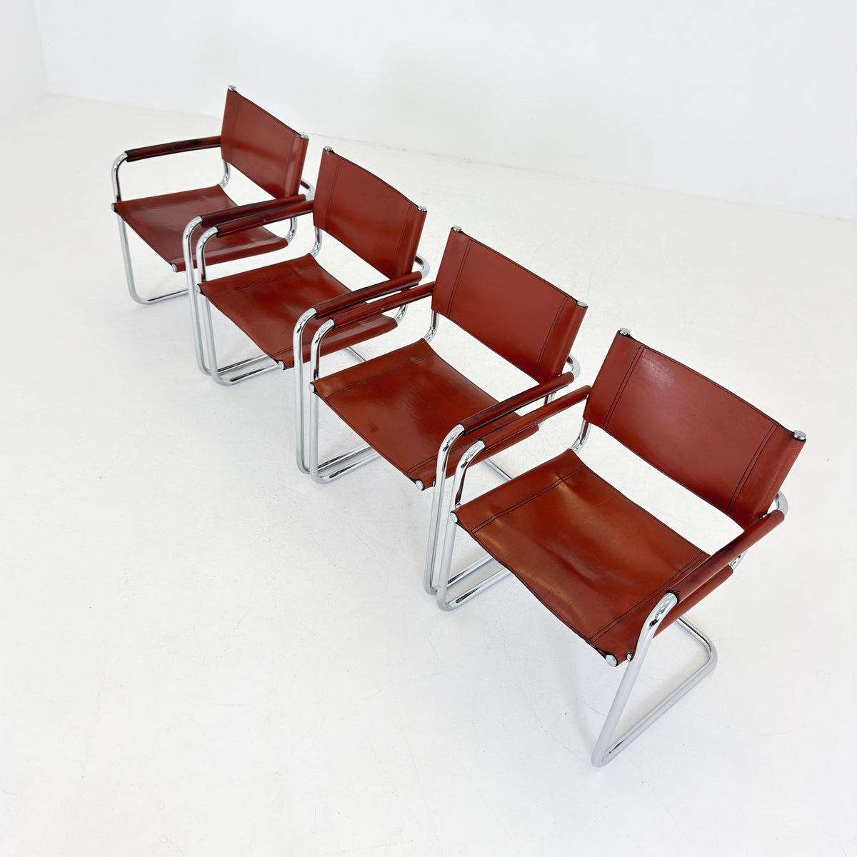 set of 4 Mid century Bauhaus Leather b34 armchairs by Mart Stam & Marcel Breuer for Fasem, Italy 1980s