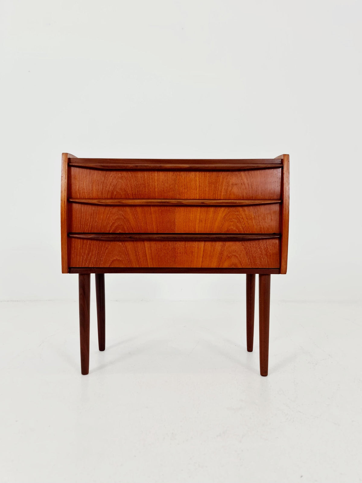 Midcentury danish drawer dresser /3 drawers /Nightstand 1960s