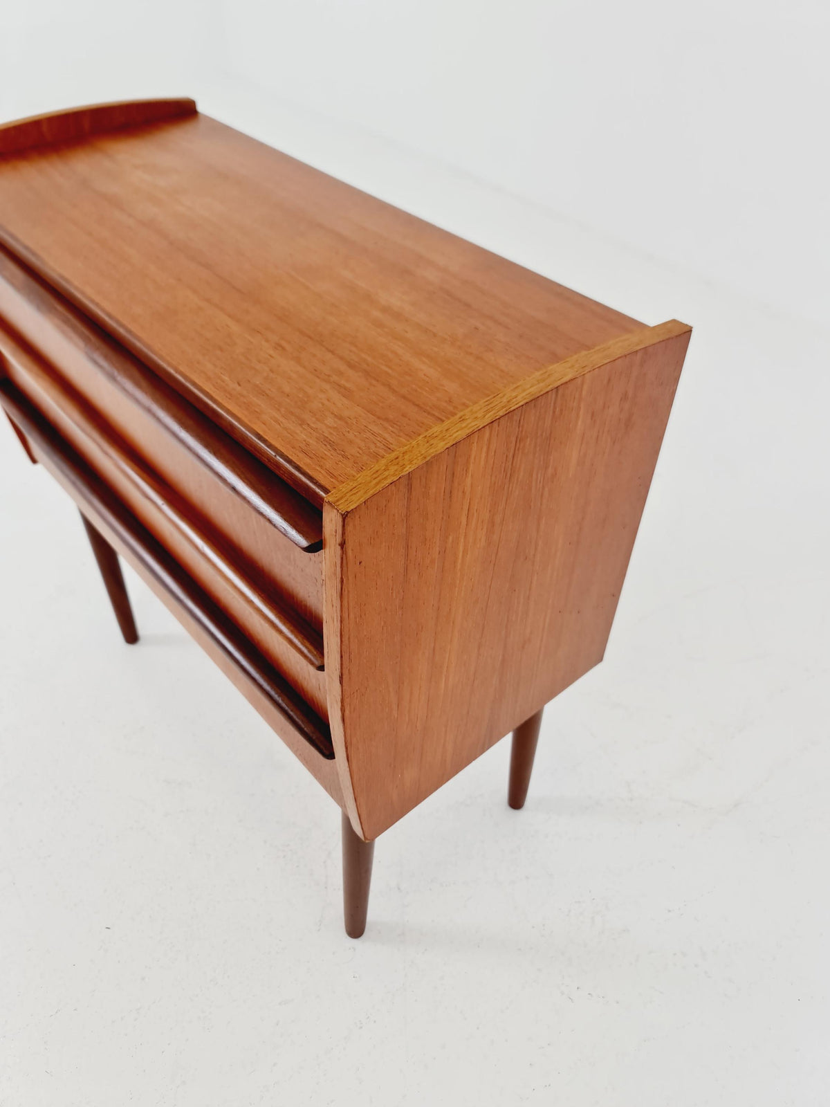 Midcentury danish drawer dresser /3 drawers /Nightstand 1960s