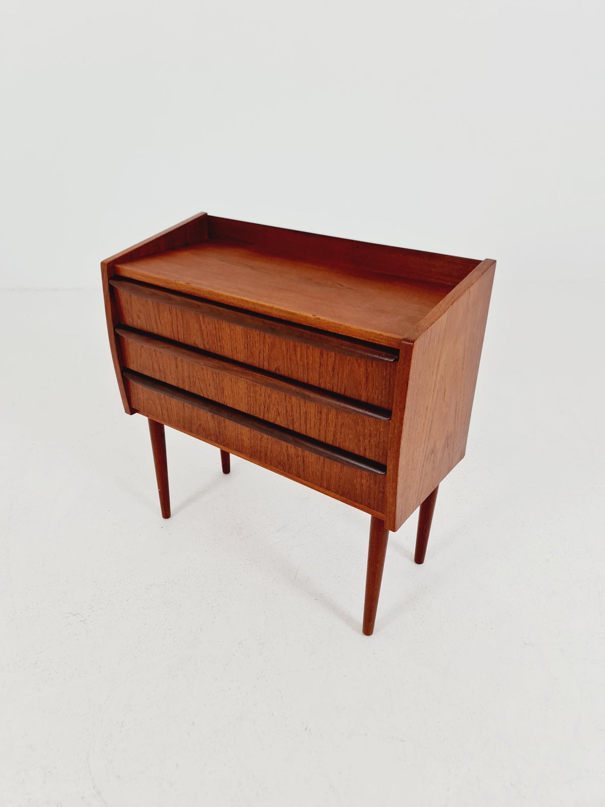 Midcentury danish drawer dresser /3 drawers /Nightstand 1960s