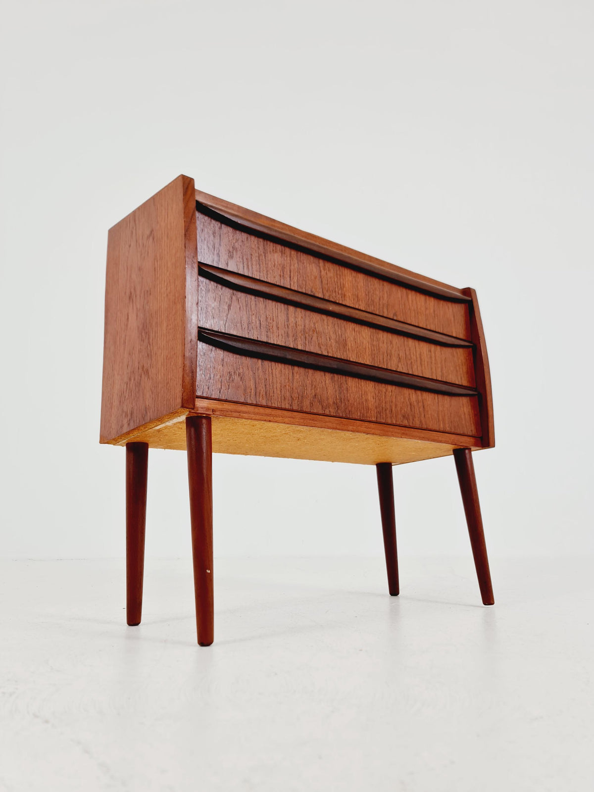 Midcentury danish drawer dresser /3 drawers /Nightstand 1960s