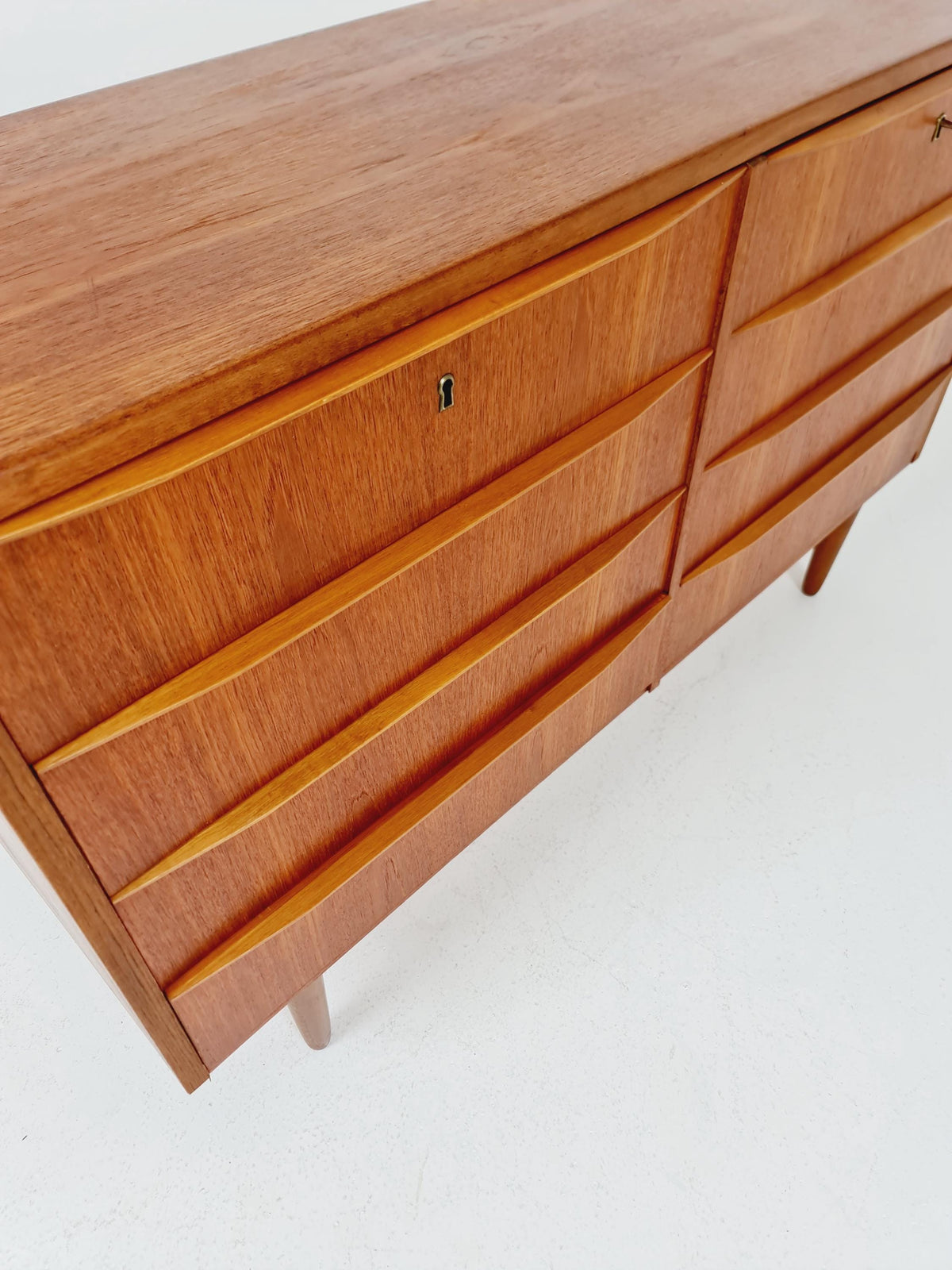 Midcentury danish design chest of drawers /Sideboard 1960s