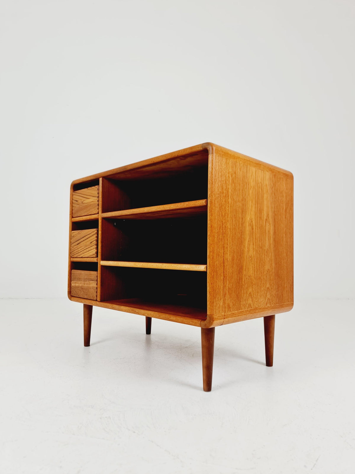 Mid century Solid Danish teak hallway cabinet, Record cabinet By Dyrlund 1960s