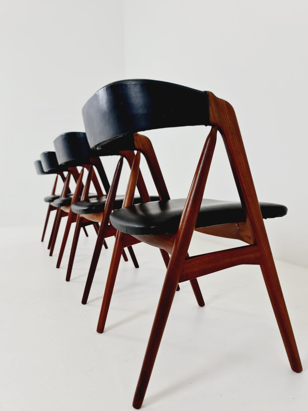 Vintage Danish solid teak dining chairs By Thomas Harlev for Farstrup modell 205 , 1960s, Set of 4