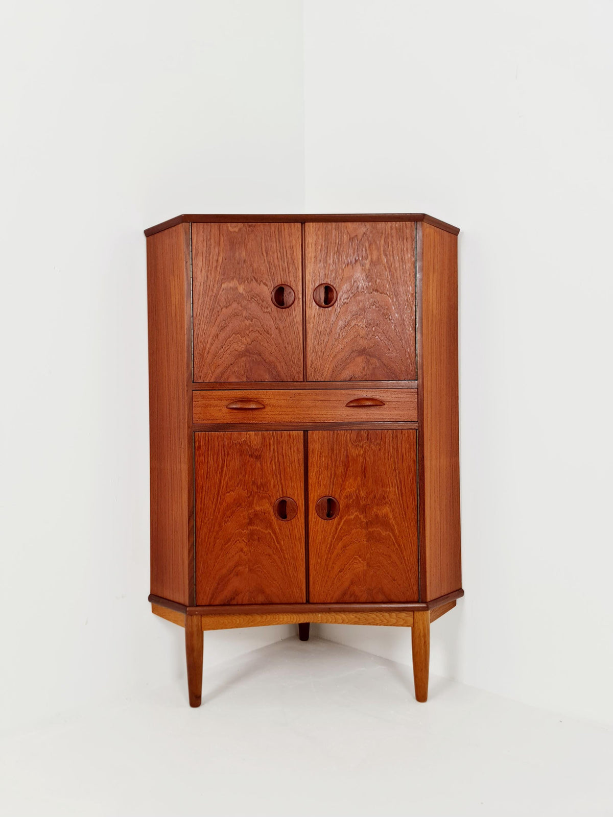 Mid Century Modern danish Drniks corner cabinet teak 1960s