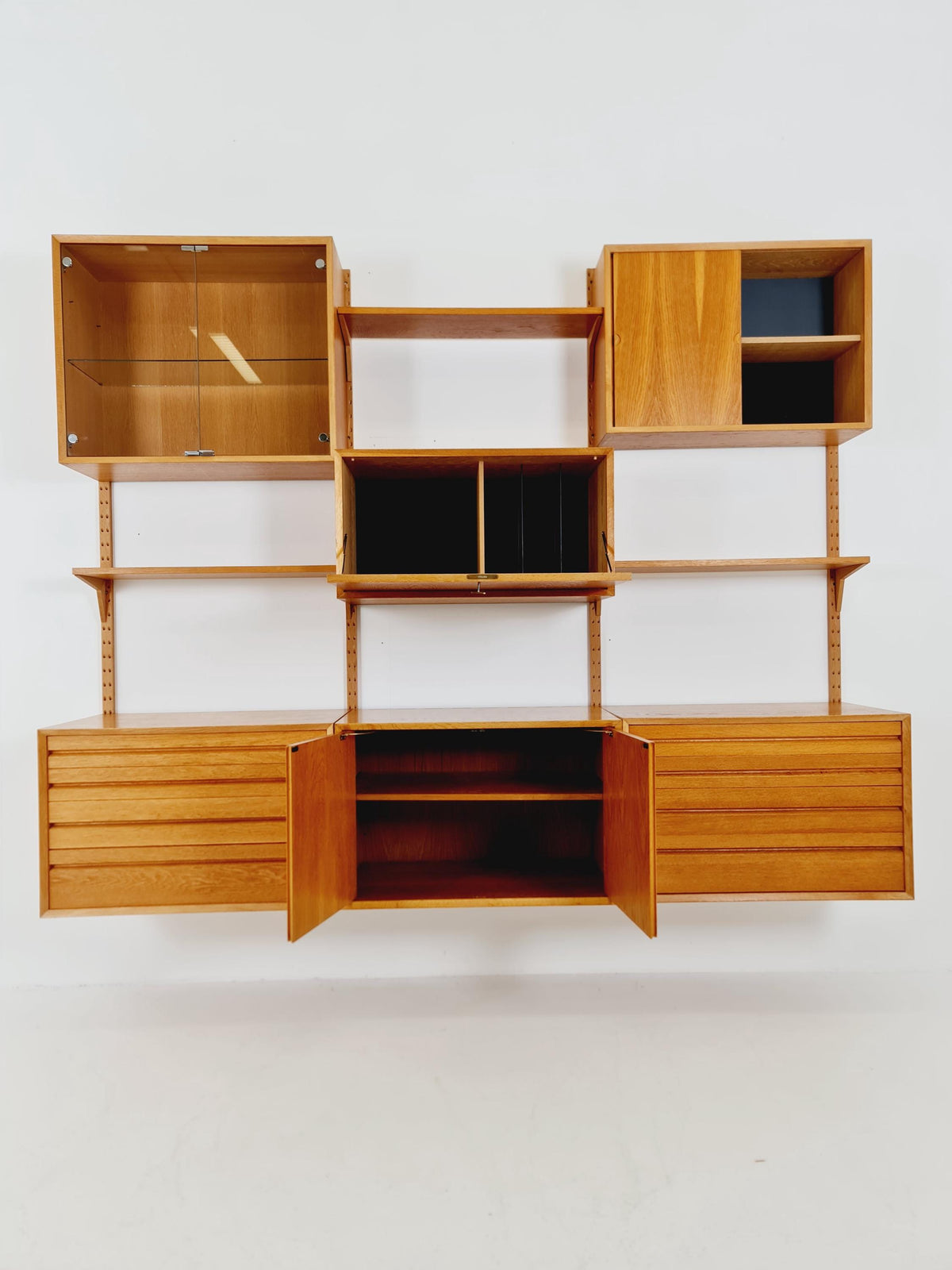 Big Mid century Danish Oak Wall Unit with 6 cabinets by Poul Cadovius for Cado, Denmark, 1960s