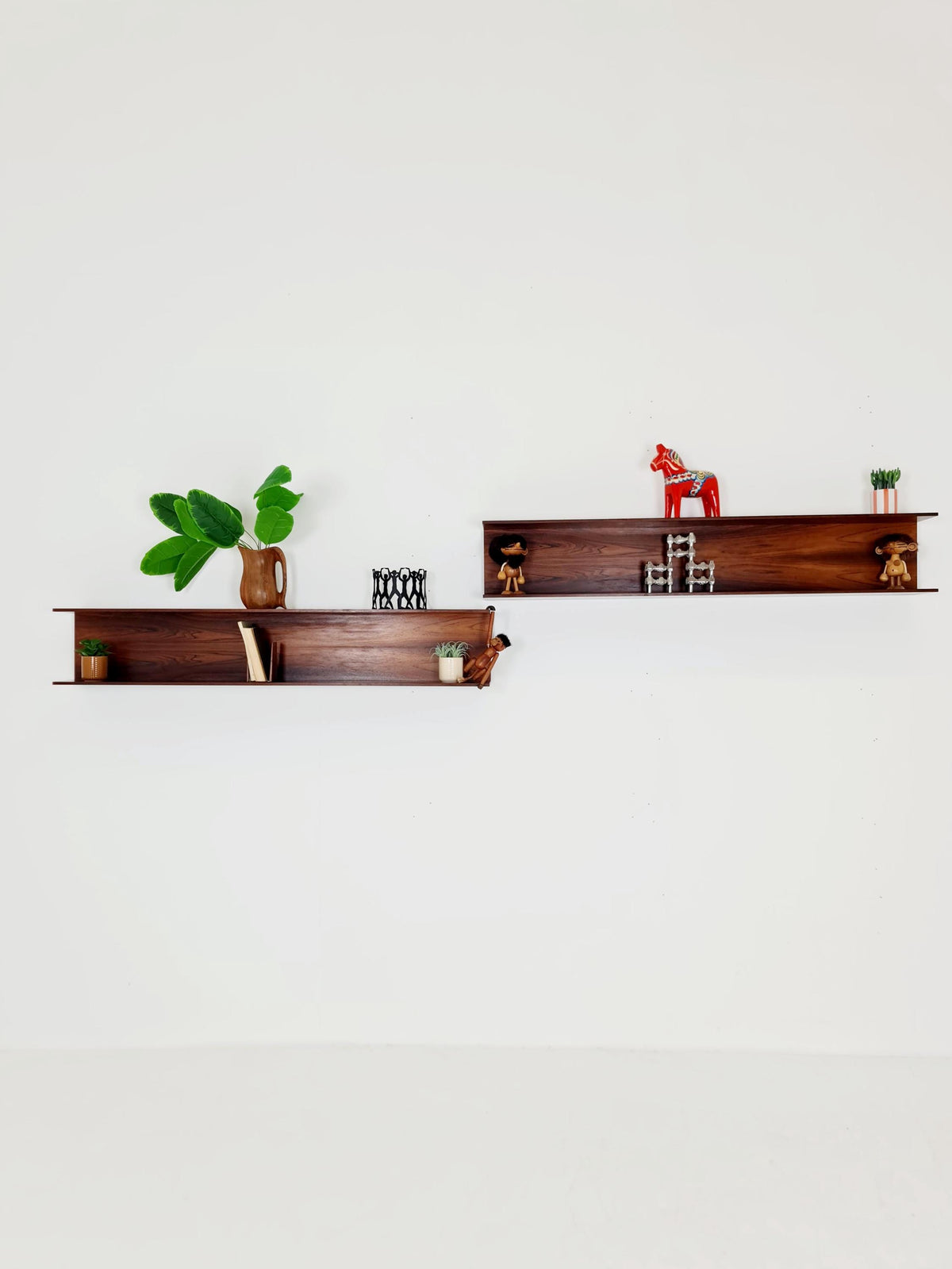 Long Rosewood German Wilheilm Renz for Walter Renz hanging shelf, 1960s