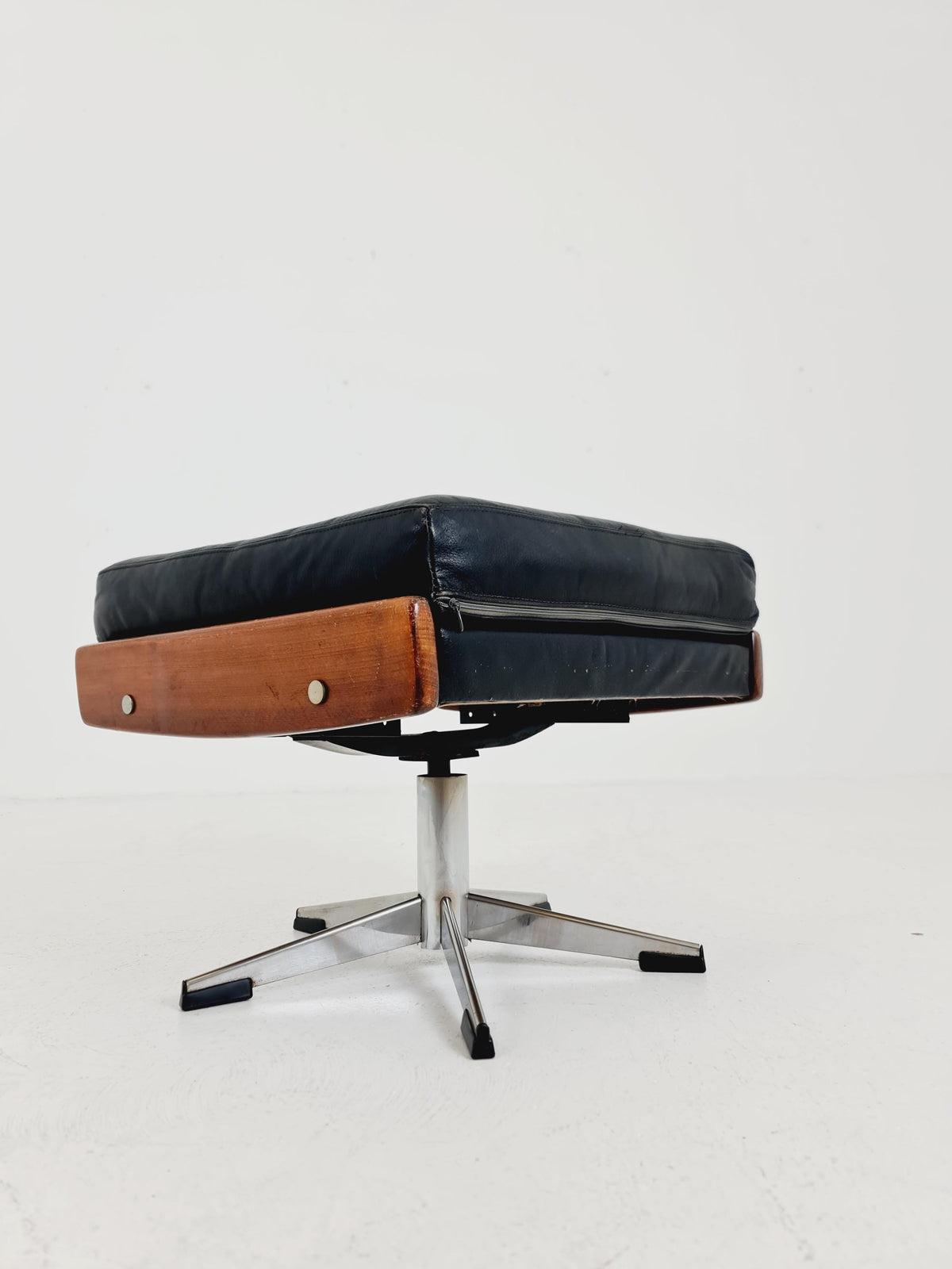 Mid century modern danish ottoman/stool, BY Sven Ivar Dysthe for Dokka Møbler ,1960s1960s