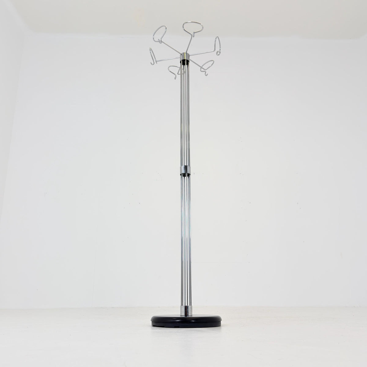 Mid-Century Bauhaus Coat Rack by Isao Hosoe for Valenti Cusago Milano, 1980s Italy