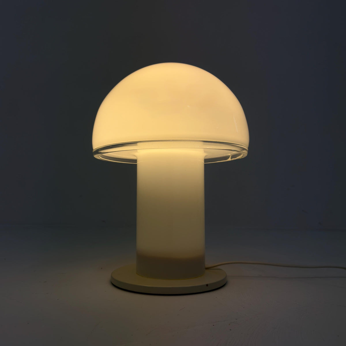 Set of 2 Mid century Artemide Onfale Piccolo Mushroom Table Lamp by Luciano Vistosi, 1990s Italy