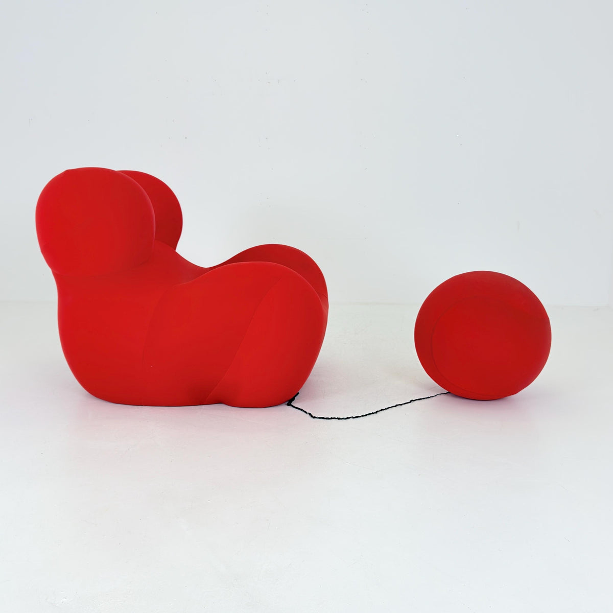 Mid century Up5 La Mamma lounge chair & Up6 Ottoman by Gaetano Pesce for B B Italia, 1980s, Italy