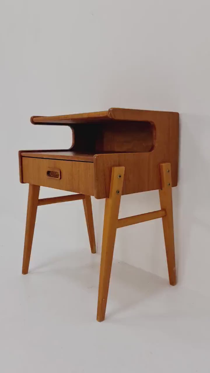 Midcentury Carlström & Co Teak Vintage Side table/ Bedside table/ Night stand straight from the sixties