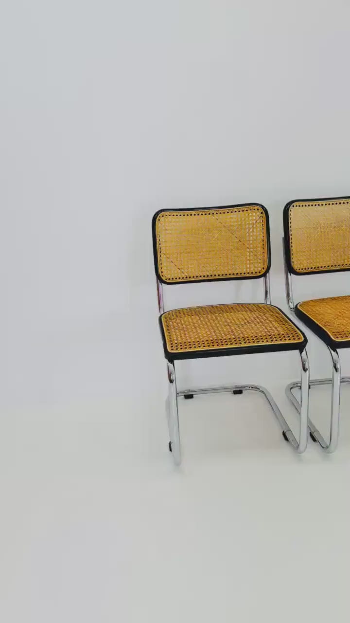 Set of 4 Mid Century Thonet S32 V Cantilever Chairs by Marcel Breuer, Wicker & Beech, Bauhaus Design Germany Thonet  1970s