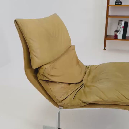 1 of 2 Mid-Century “Wave” Tan leather Lounge Chairs by Giovanni Offredi for Saporiti Italy, 1970s