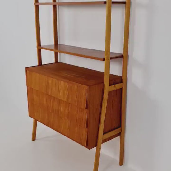 Danish freestanding Midcentury vintage bookshelf system / bookcase teak by Bengt Ruda, 1960s