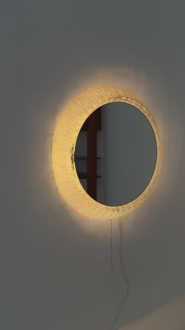 Mid century Large Round mirror with lighting & plexiglass edge 1960s